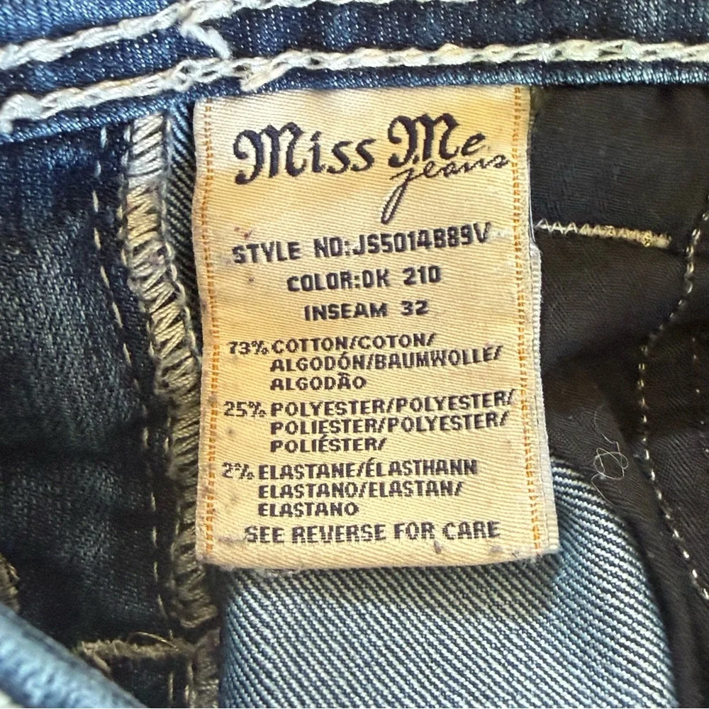 Miss Me Rhinestone Flap Pocket Embroidered Bootcut Jeans - Picture 7 of 12